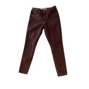 NWT Levis 721 High Rise Skinny Corduroy Jeans Womens Size 31/30 Dark Brown